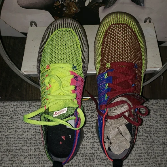 Nike RARE Flyknit II Vapormax Sz 10 - Picture 3 of 7